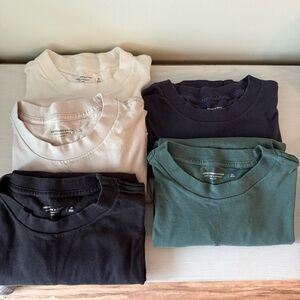 Bundle of Men’s Abercrombie Relaxed Essential Tees